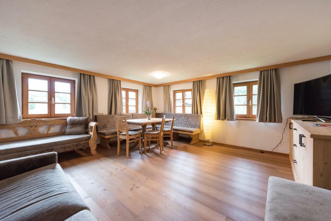Pepi'S Landhaus Schattwald Buitenkant foto